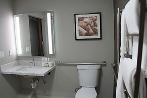 La Quinta Inn & Suites by Wyndham Yakima Downtown