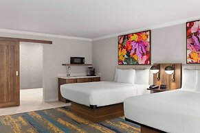 La Quinta Inn & Suites by Wyndham Yakima Downtown