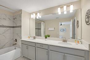 Lake View and Mickey Room! Stunning Home! #5sl851