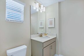 Lake View and Mickey Room! Stunning Home! #5sl851