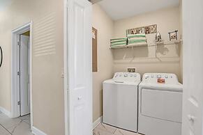 Lake View and Mickey Room! Stunning Home! #5sl851