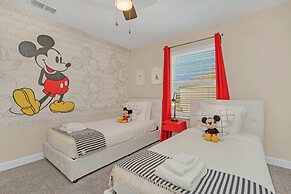 Lake View and Mickey Room! Stunning Home! #5sl851
