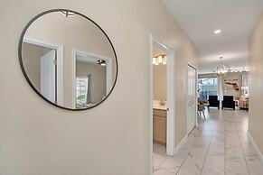 Lake View and Mickey Room! Stunning Home! #5sl851