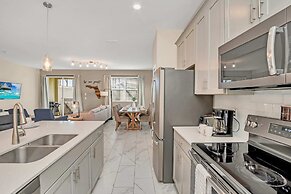 Lake View and Mickey Room! Stunning Home! #5sl851