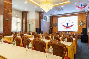 Vietnam Taste Hotel Quy Nhon - Beachfront