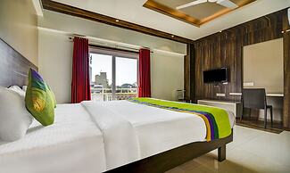 Treebo Shree Sai Suites