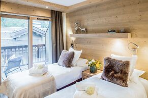 Mammoth Lodge by Alpine Resorts