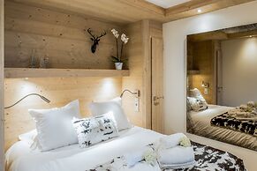 Mammoth Lodge by Alpine Resorts