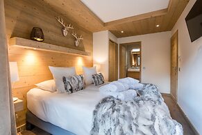 Mammoth Lodge by Alpine Resorts