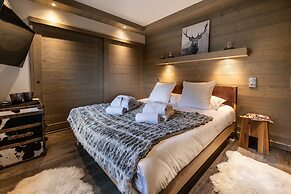 Mammoth Lodge by Alpine Resorts