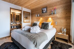 Whistler Lodge by Alpine Resorts