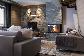Whistler Lodge by Alpine Resorts
