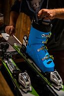 Whistler Lodge by Alpine Resorts