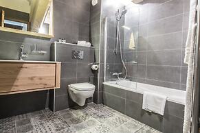 Keystone Lodge by Alpine Resorts