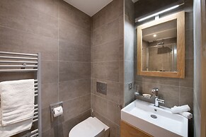 Canyon Lodge by Alpine resorts