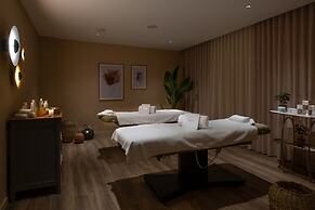 Annapurna by Alpine resorts