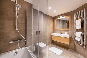 Annapurna by Alpine resorts