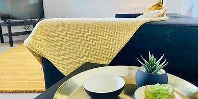 Karah Suites - Summer Lane