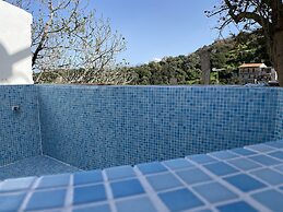 La Perla de Maroulas