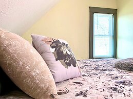 The Blackjack Duplex - Private Yard & Parking, Near Falls & Casino by 