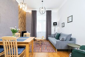 Apartment Chodkiewicza by Renters