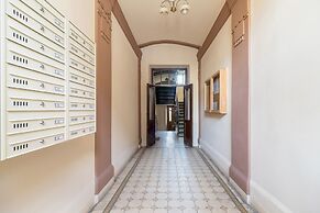 Apartment Chodkiewicza by Renters