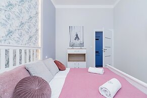 Apartment Chodkiewicza by Renters