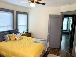 The Hennepin House-Private Yard &Parking