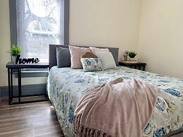 The Hennepin House-Private Yard &Parking