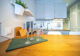 Studio Apartment near Elagin Island