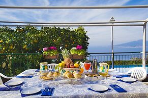 Villa Luisa play& pool