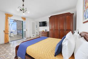 Villa Luisa play& pool