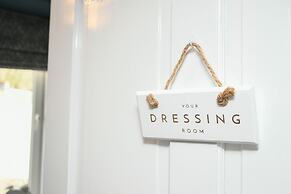 The Gallery Apartment