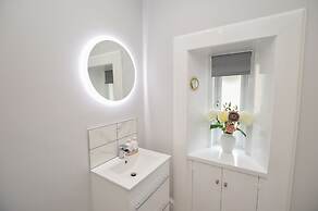 The Gallery Apartment