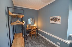 The Gallery Apartment