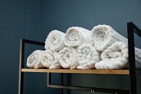 The Gallery Apartment