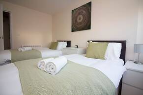 Stayzo Stylish Accommodation in Southampton 10