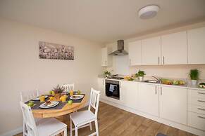 Stayzo Stylish Accommodation in Southampton 10