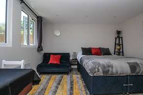 Stayzo Crofton Park - Central London Studio