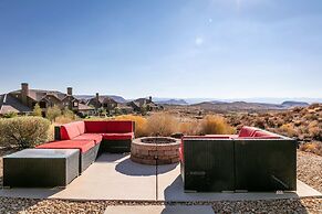 Sunset on the 5th 3 Bedroom Townhouse by RedAwning