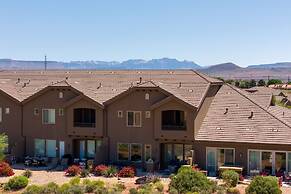 Views Over Coral Canyon by RedAwning