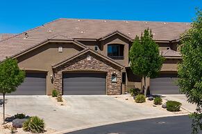 Views Over Coral Canyon by RedAwning