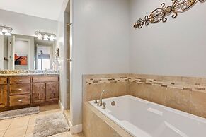 Views Over Coral Canyon by RedAwning