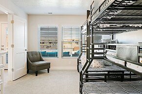 Triple R Getaway by RedAwning