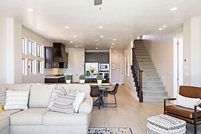 Triple R Getaway by RedAwning