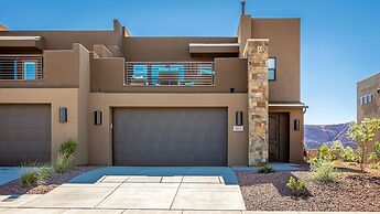 Triple R Getaway by RedAwning