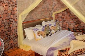 Amanya 1-bed Leopard Family With Mt Kilimanjaro vi - Campsite