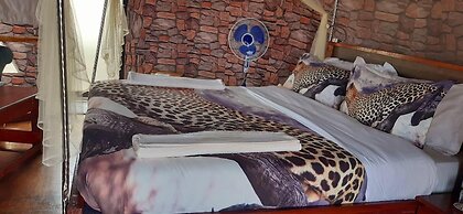 Amanya 1-bed Leopard Family With Mt Kilimanjaro vi - Campsite