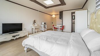 Ganghwa Pastel Pension