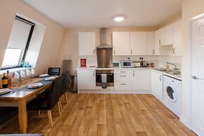 Stayzo Castle Point Apartments Premier Lodge